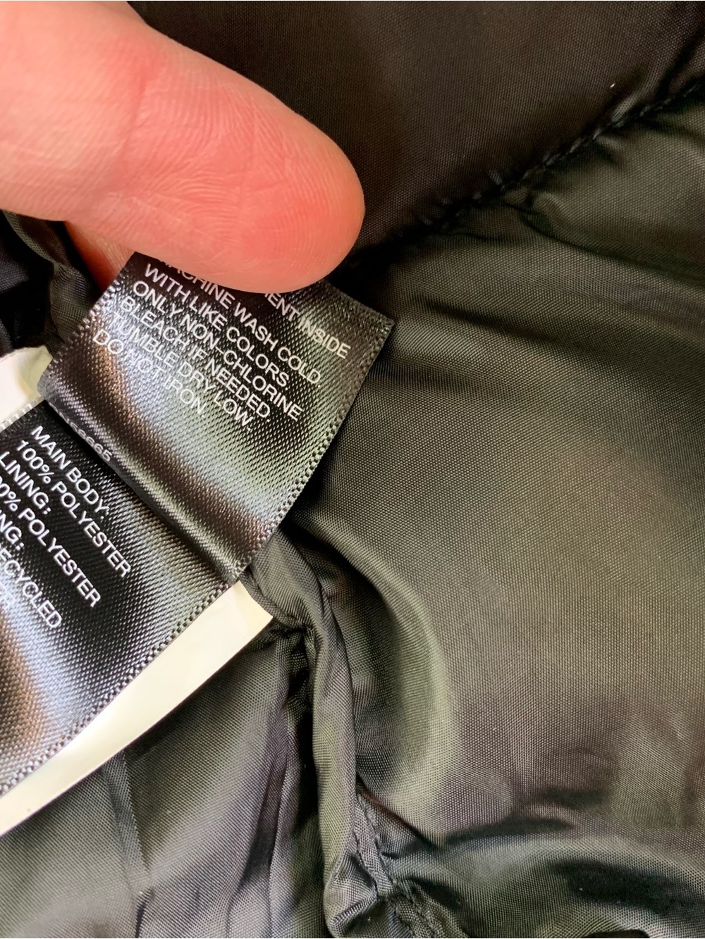 Zella women S long hooded puffer vest in black full zip quilted water resistant - Picture 10 of 16